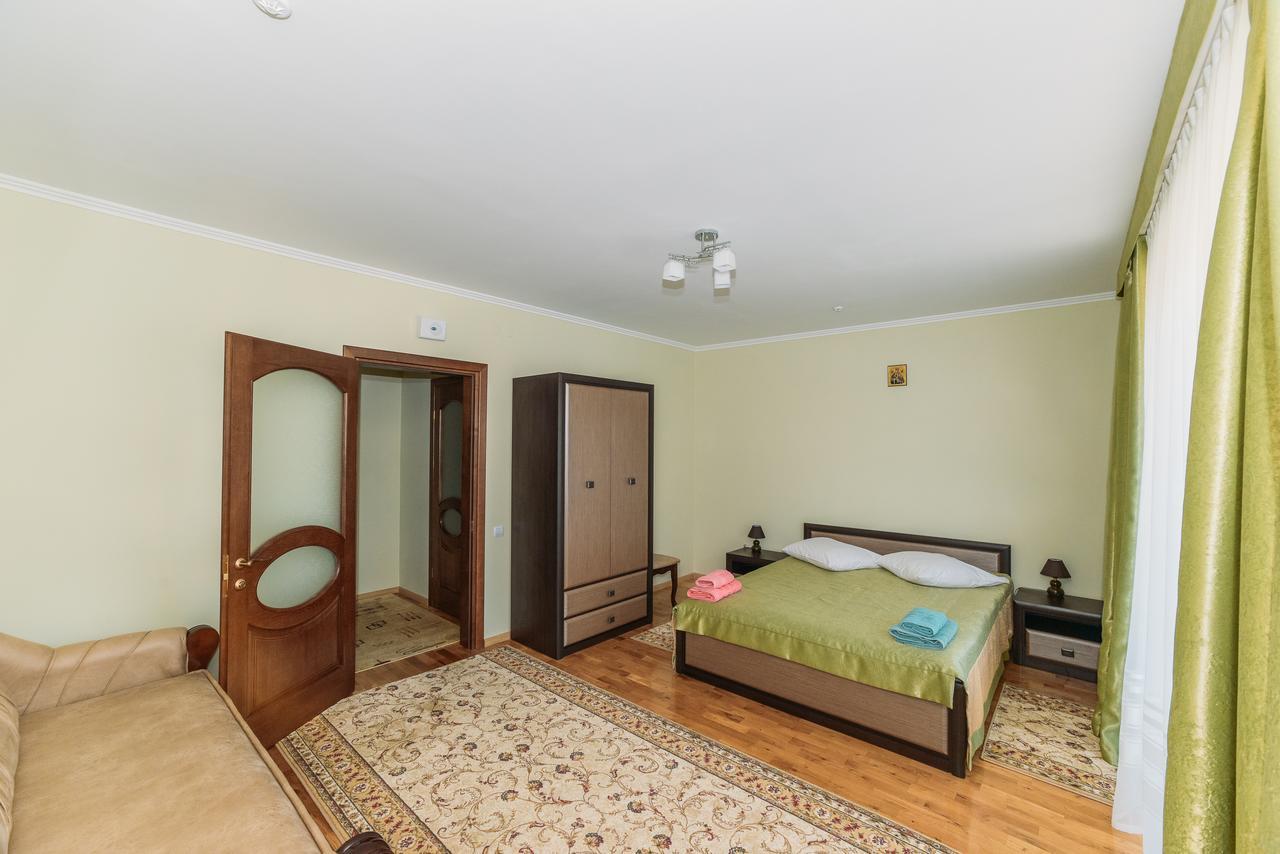 Apartments Sonce Truskavets Exterior photo